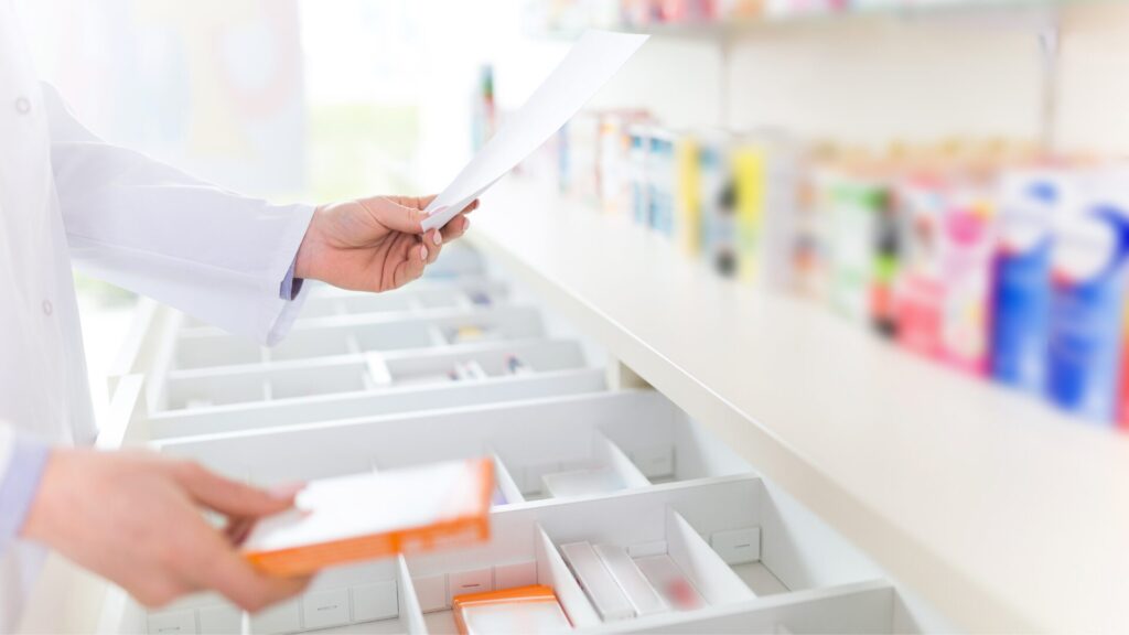 ヒルドイド（一般名：ヘパリン類似物質）の在庫は零売薬局にある？電話確認の手順と購入までの流れ